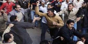 خلاف على أولوية المرور.. شخص يعتدي على آخر بسلاح أبيض بدمياط - خبر صح