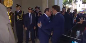بث مباشر.. الرئيس السيسي يستقبل نظيره الفرنسي بقصر الاتحادية - خبر صح