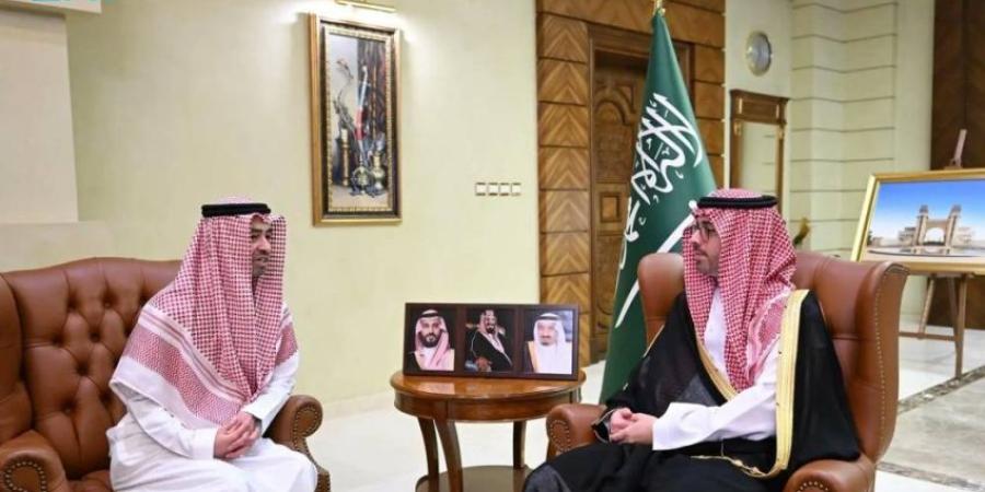 محافظ جدة يستقبل نائب الرئيس الأعلى بجامعة الملك عبدالله للعلوم والتقنية - خبر صح